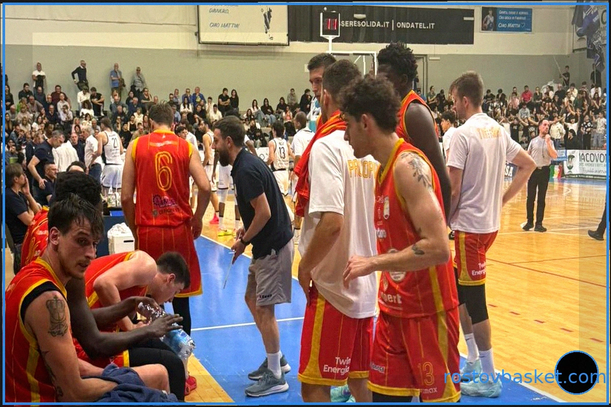 Баскетбол: Basket Academy потрясла PalaSassi, но Матера отыгралась и победила
